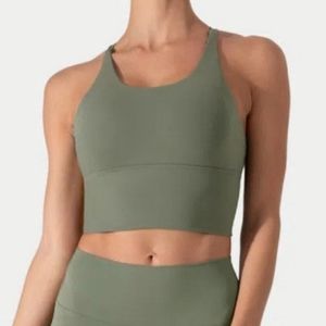 Halara tank top sports bra